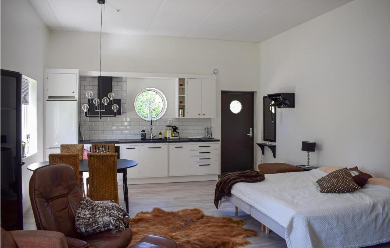 Beautiful Apartment In Lagan With House Sea View Exterior foto